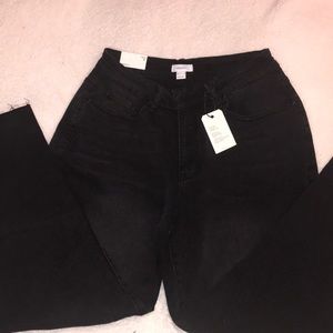 Plus Size Signature High-Rise Mom Jeans